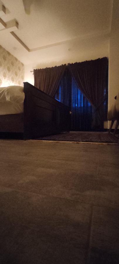 Hotel Daffodils ราวัลปินดี ภายนอก รูปภาพ