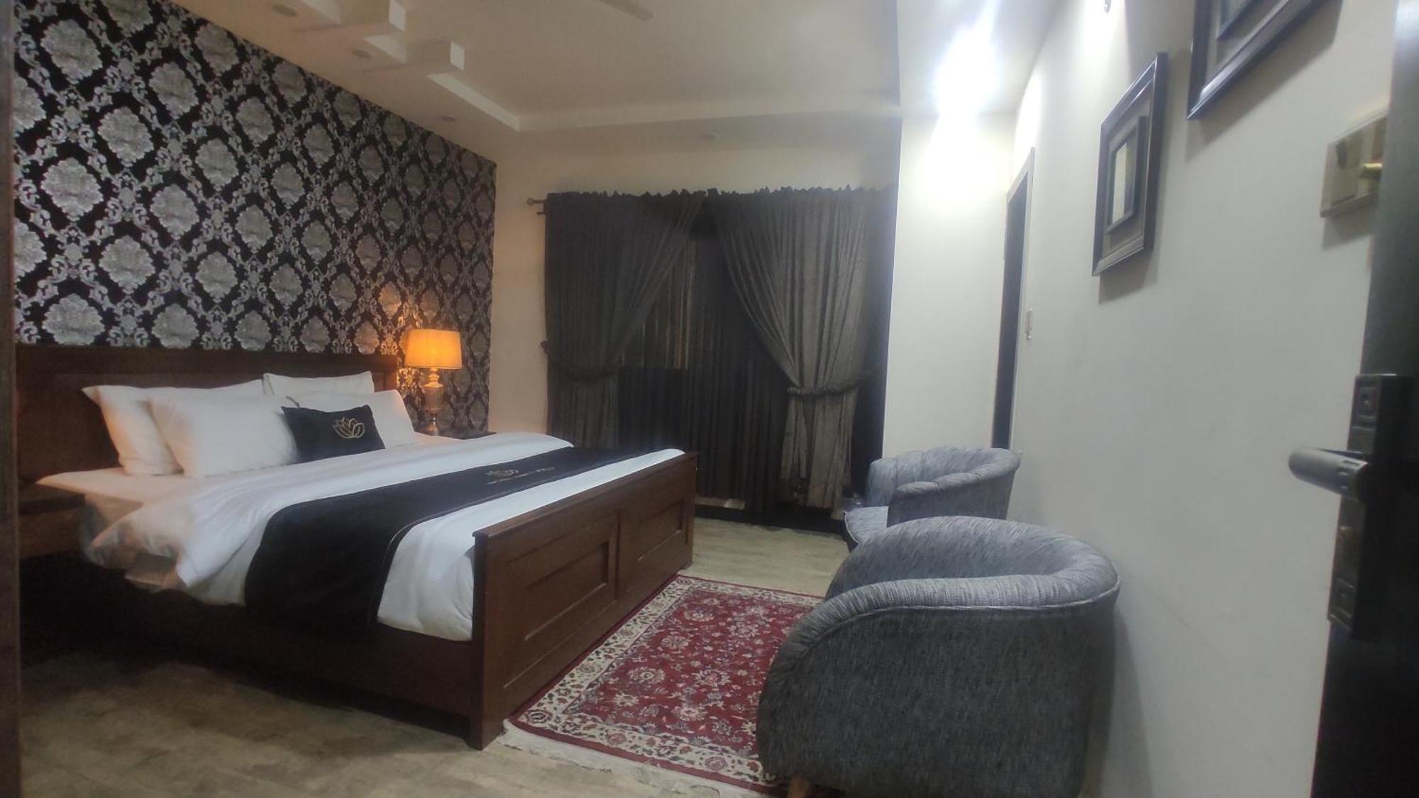 Hotel Daffodils ราวัลปินดี ภายนอก รูปภาพ