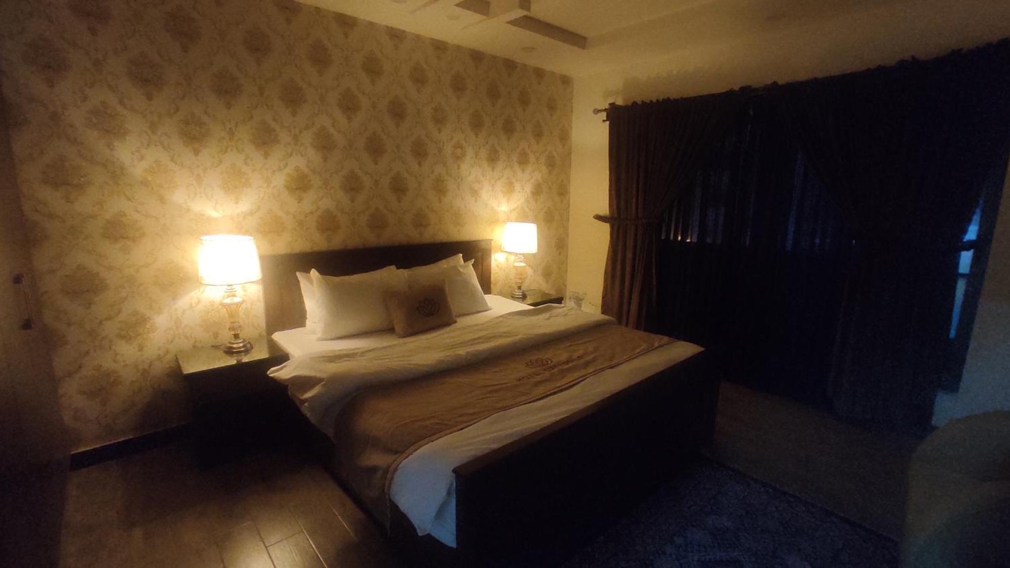 Hotel Daffodils ราวัลปินดี ภายนอก รูปภาพ