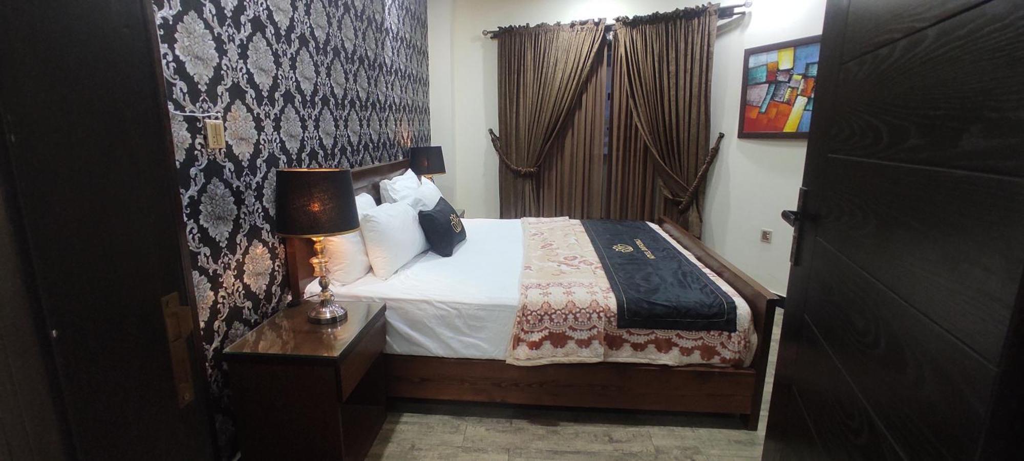Hotel Daffodils ราวัลปินดี ภายนอก รูปภาพ