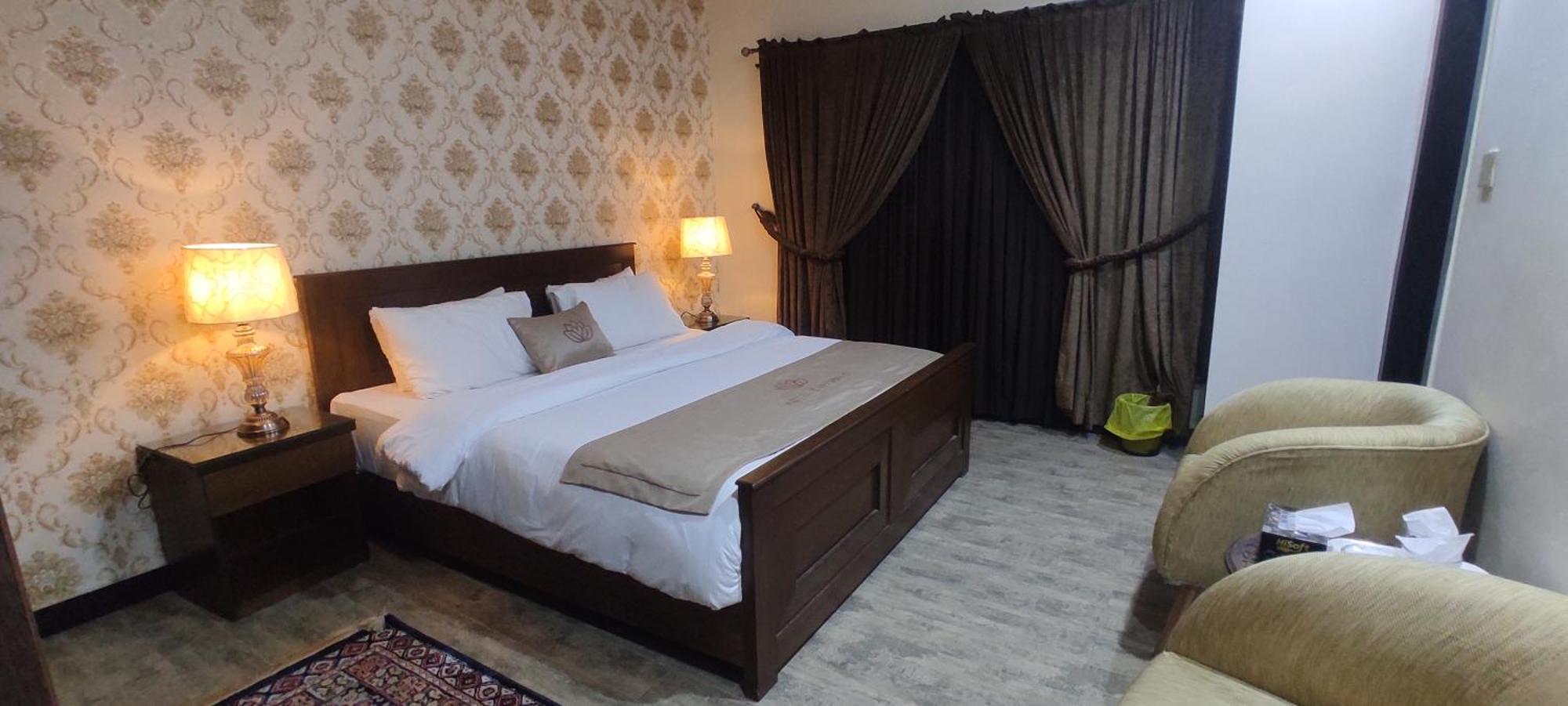 Hotel Daffodils ราวัลปินดี ภายนอก รูปภาพ